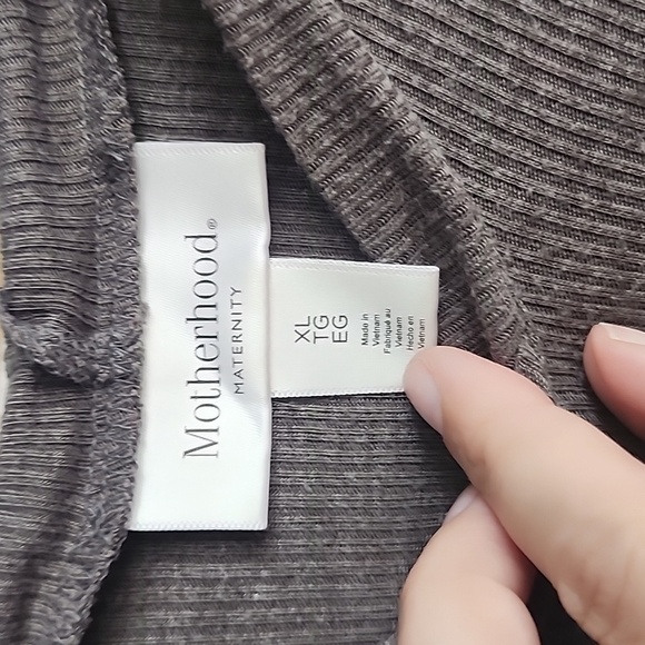 Motherhood Long Sleeve Hooded Top - Picture 3 of 5